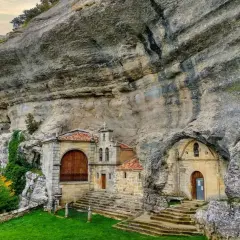Ermita rupestre, un tesoro escondido entre los pueblos cerca de Ojo Guareña.