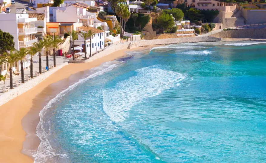 Cala El Portet - ¿Por qué es tan especial en Moraira?